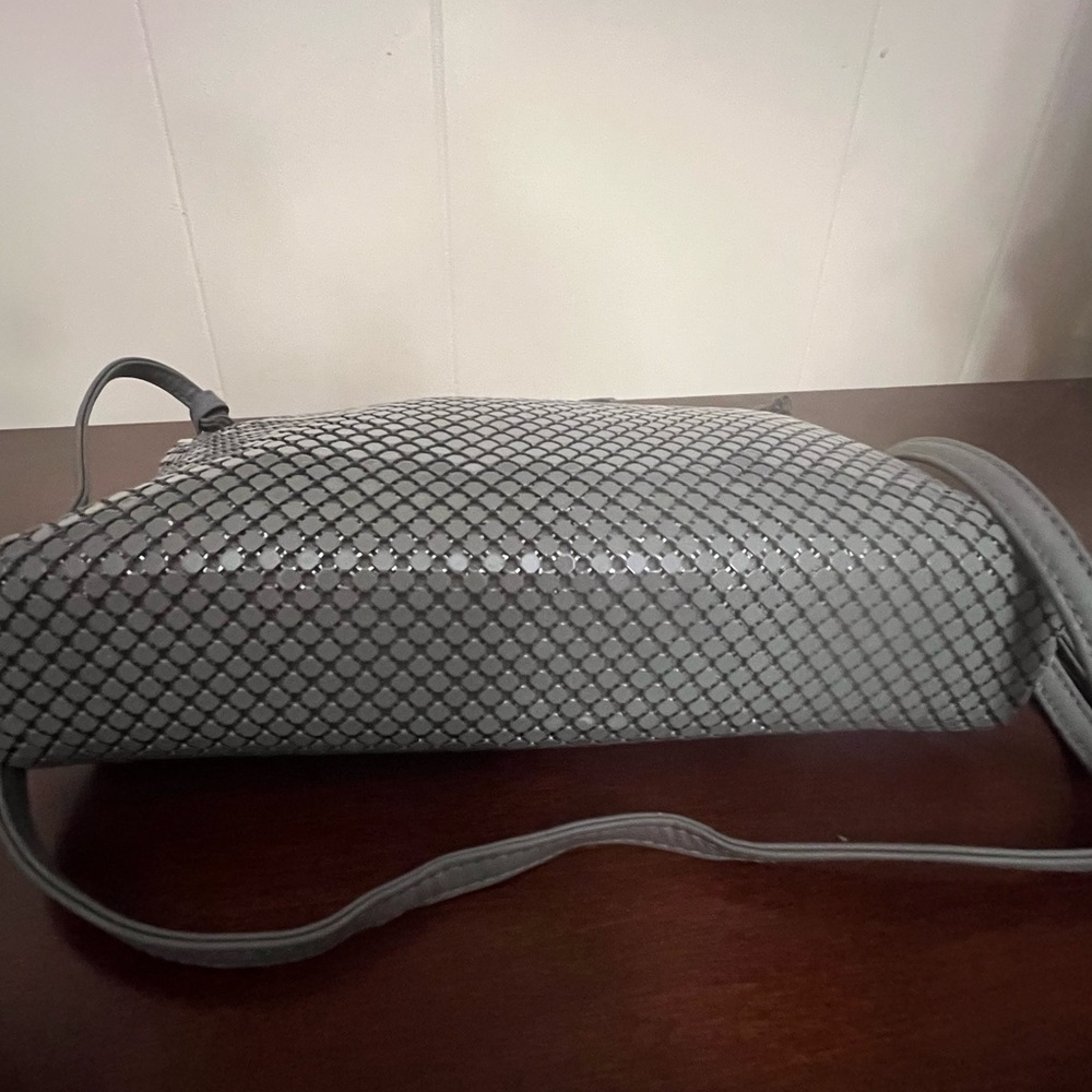 Whiting & Davis Purse Vintage 1980s gray metal mesh faux leather strap trim - Picture 6 of 12